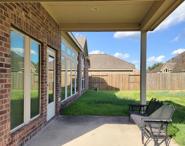 2710 Bamboo Lane - Photo Thumbnail 41