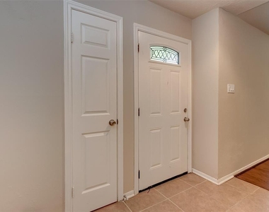 931 Grand Junction Drive - Photo Thumbnail 4