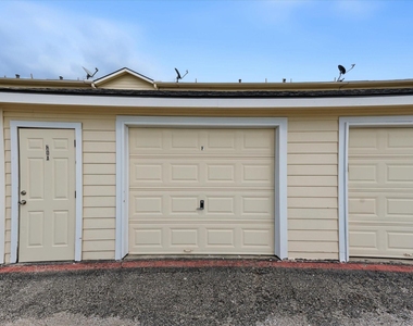 12565 Melville Drive - Photo Thumbnail 35