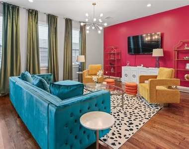 2105 Hadley Street - Photo Thumbnail 21