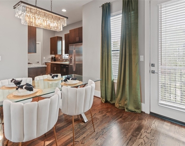 2105 Hadley Street - Photo Thumbnail 12