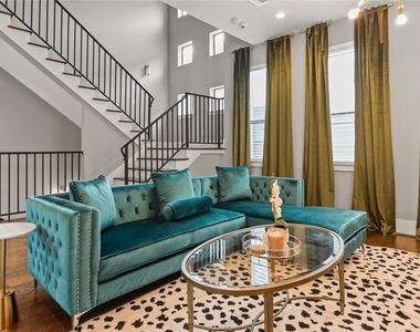 2105 Hadley Street - Photo Thumbnail 24