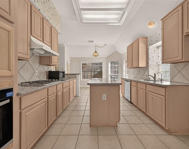 8914 Wheatland Drive - Photo Thumbnail 16