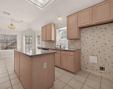8914 Wheatland Drive - Photo Thumbnail 17