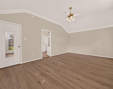 8914 Wheatland Drive - Photo Thumbnail 30