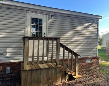 16450 Kyle Reid Court - Photo Thumbnail 15