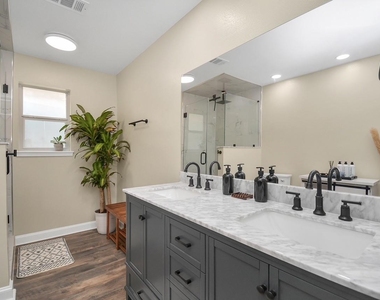 9811 Rocktree Drive - Photo Thumbnail 19
