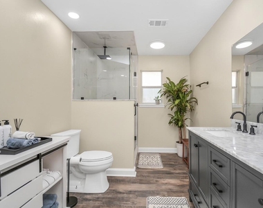 9811 Rocktree Drive - Photo Thumbnail 18