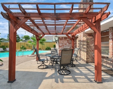 9811 Rocktree Drive - Photo Thumbnail 26