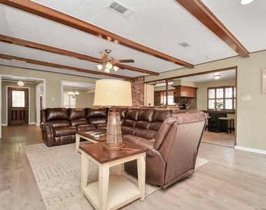 9811 Rocktree Drive - Photo Thumbnail 3