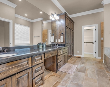 209 Mandavilla Way - Photo Thumbnail 23