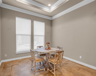 209 Mandavilla Way - Photo Thumbnail 19