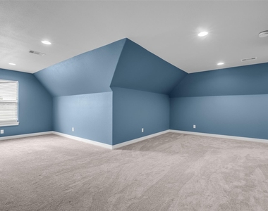 209 Mandavilla Way - Photo Thumbnail 28