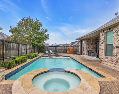 209 Mandavilla Way - Photo Thumbnail 37