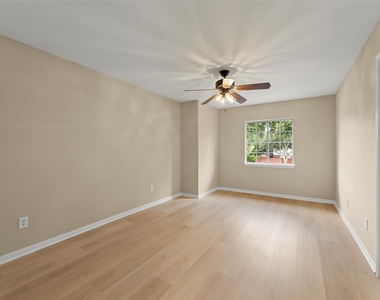 3230 Serene Oak Drive - Photo Thumbnail 22