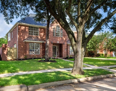 3230 Serene Oak Drive - Photo Thumbnail 3