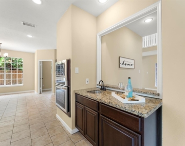 3230 Serene Oak Drive - Photo Thumbnail 12