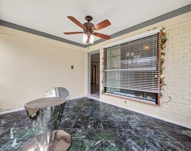 9318 Benning Drive - Photo Thumbnail 11