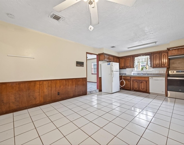 9318 Benning Drive - Photo Thumbnail 18