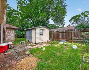 9318 Benning Drive - Photo Thumbnail 41