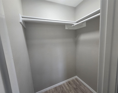 3453 W Highway 6 - Photo Thumbnail 6