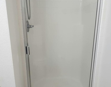 482 Hollow Glen Drive - Photo Thumbnail 11