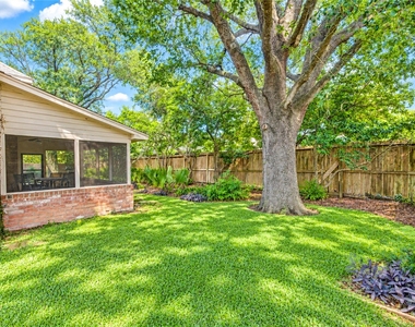1703 Stemply Court - Photo Thumbnail 37