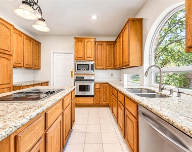 1703 Stemply Court - Photo Thumbnail 7