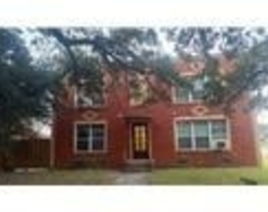 4302 Polk Street - Photo Thumbnail 7