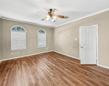 22915 Breton Point Drive - Photo Thumbnail 7