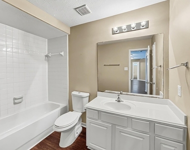 22915 Breton Point Drive - Photo Thumbnail 15