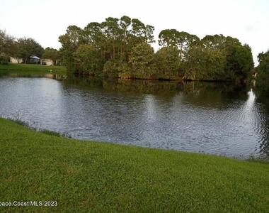 3679 Oakhill Drive - Photo Thumbnail 33