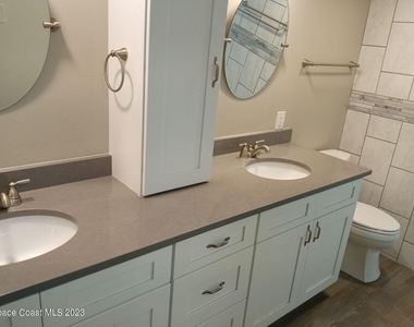 3679 Oakhill Drive - Photo Thumbnail 13