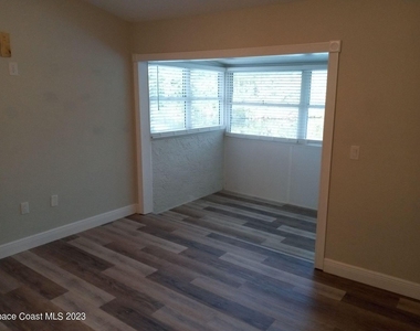 3679 Oakhill Drive - Photo Thumbnail 19