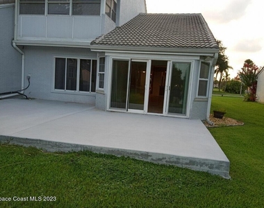 3679 Oakhill Drive - Photo Thumbnail 32