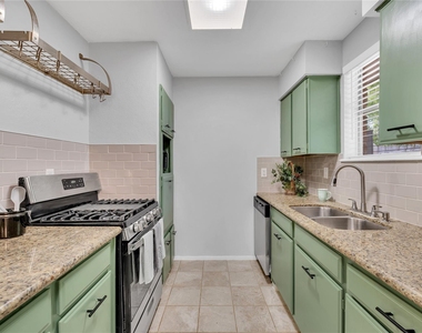 501 Bellmar Lane - Photo Thumbnail 12