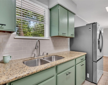 501 Bellmar Lane - Photo Thumbnail 14