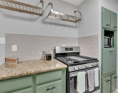 501 Bellmar Lane - Photo Thumbnail 13