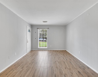 501 Bellmar Lane - Photo Thumbnail 6