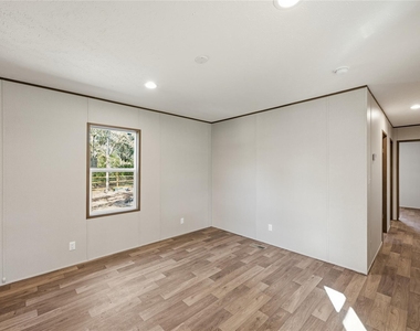 38904 West Drive - Photo Thumbnail 3