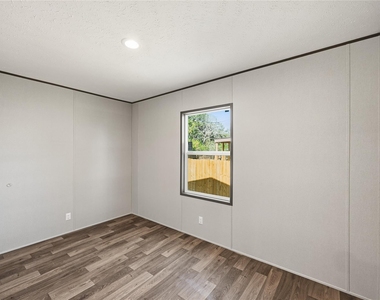 38904 West Drive - Photo Thumbnail 14