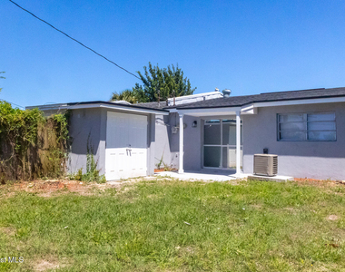 230 W Towne Place E - Photo Thumbnail 12
