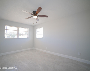 230 W Towne Place E - Photo Thumbnail 6