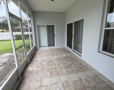 1051 Meadowbrook Road Ne - Photo Thumbnail 16
