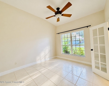 1051 Meadowbrook Road Ne - Photo Thumbnail 4