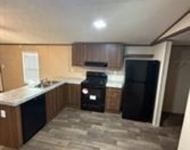 202 W Austin Street - Photo Thumbnail 1