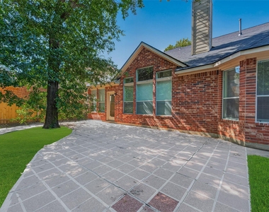 25542 China Springs - Photo Thumbnail 10