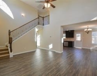 3615 Kennington Court - Photo Thumbnail 8