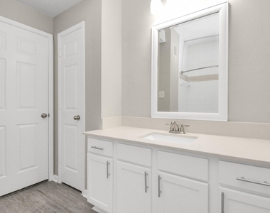 2222 Maroneal Street - Photo Thumbnail 10