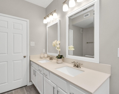 2222 Maroneal Street - Photo Thumbnail 7